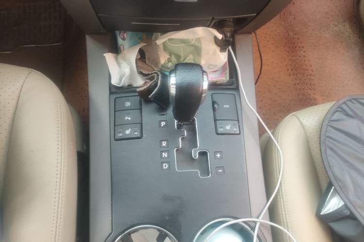 Used Kia Borrego 2015 3.8L Luxury Edition China IV