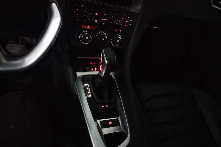 Used DS 6 2016 1.6T Comfort Edition THP160