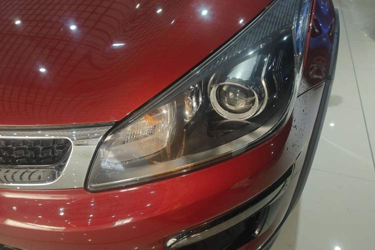 Used Kia KX Cross 2019 1.6L Automatic Dynamic Sunroof Version China VI
