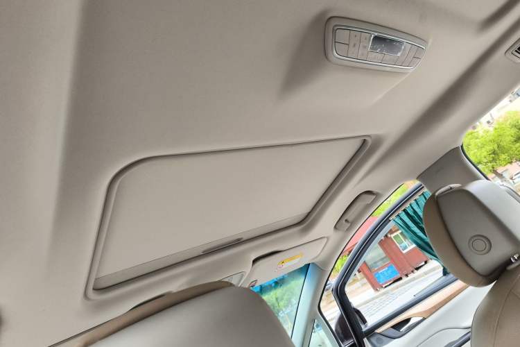 Used Buick GL8 2017 ES 28T Comfort Model China V Standard Headliner