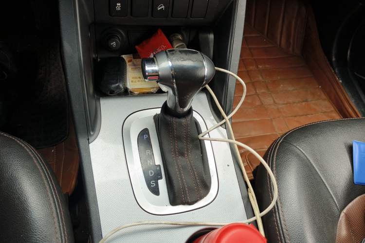 Used JAC Group Refine S5 2015 1.5T Automatic Elite Model