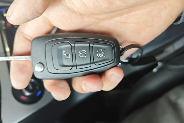 Used Ford Focus 2012 Hatchback 2.0L Manual Luxury Sport Model Vehicle Key