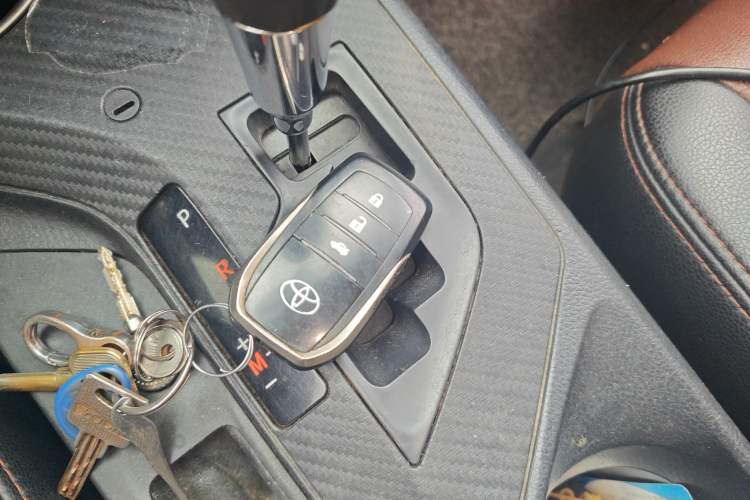 Used Toyota RAV4 2013 2.0L CVT Two-Wheel Drive Urban Edition