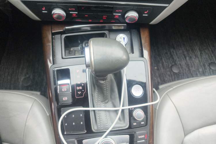 Used Audi A6L 2012 30 FSI Luxury Model