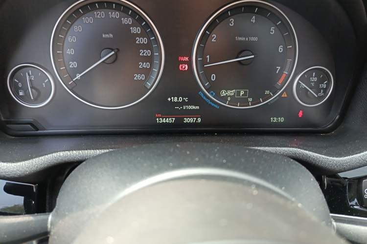 Used BMW X3 2016 xDrive20i M Sport Edition Odometer Close Up