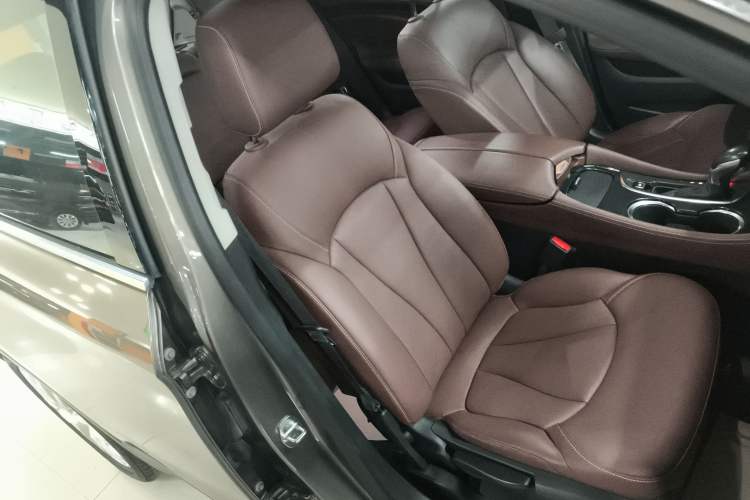 Used Buick Envision 2019 28T 4x4 Elite Version China V Standard
