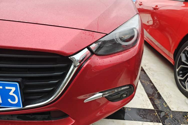 Used Mazda Mazda 3 Axela 2017 Sedan 1.5L Automatic Luxury Model Emission Standard China V