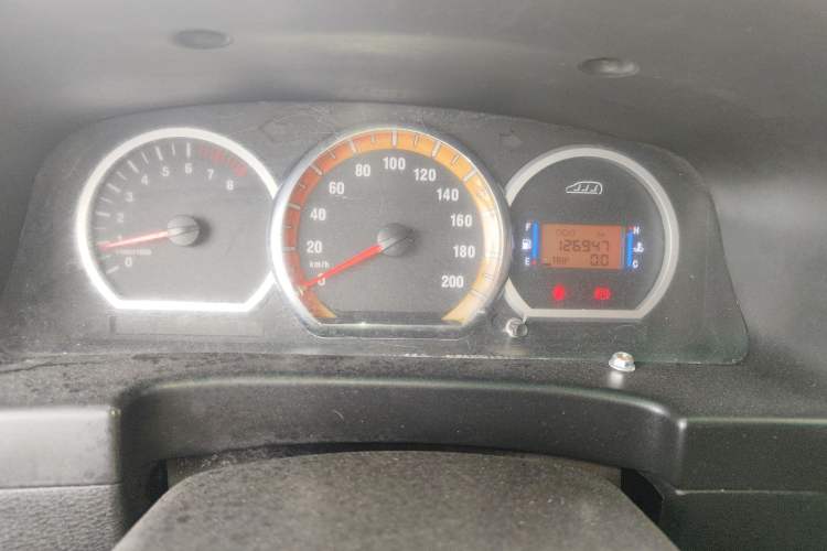 Used FORTHING Lingzhi 2014 M5 Q7 2.0L 7-seat Long-wheelbase Comfort Version