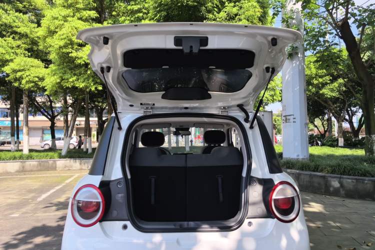 Used CHANGAN NEVO Lumin 2022 155 km – Refreshingly Sweet Edition Trunk