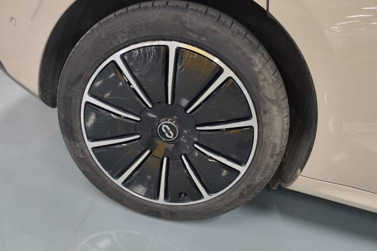 Used Hima AITO M5 2022 Pure Electric All-Wheel-Drive Performance Edition Exterior 5