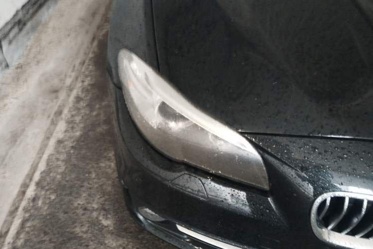 Used BMW 5 Series 2014 520Li Elegant Model
