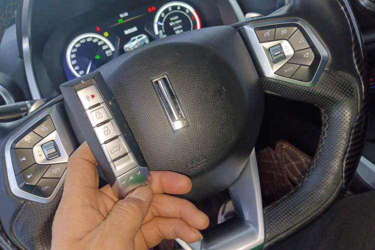 Used Wey VV5 2017 2.0T Flagship Edition
