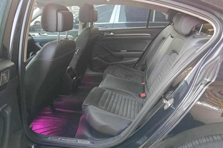 Used Volkswagen Magotan 2020 330TSI DSG Luxury Edition Left Rear Seat