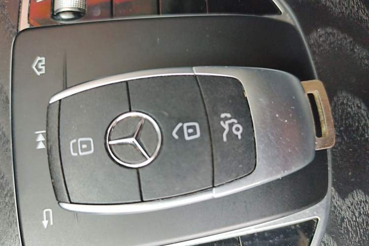 Used Mercedes-Benz C-Class 2020 C 200 L Fashion Edition Sport Version