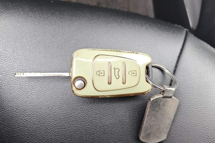 Used Kia K2 2015 Sedan 1.4L Automatic GLS