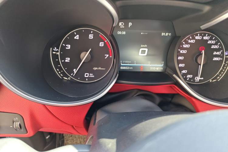 Used Alfa Romeo Stelvio 2017 2.0T 200HP Luxury Edition
