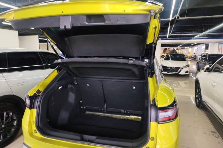 Used Volkswagen ID.4 X 2021 Pure+ Long-Range Edition Trunk