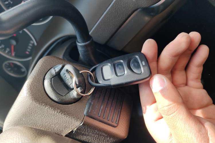 Used Buick GL8 2013 2.4L Classic Edition Vehicle Key