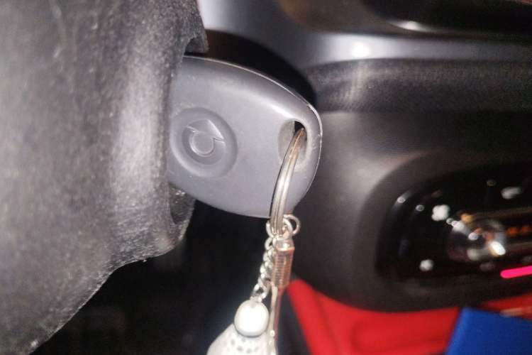 Used smart fortwo 2018 1.0L 52kW Hardtop Passion Edition China V Standard
