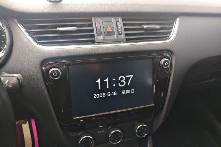 Used Skoda Octavia 2018 1.6L Automatic Luxury Edition