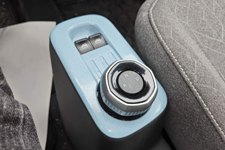 Used Geely Galaxy Panda 2024 Panda Mini 200km Endurance Bear
