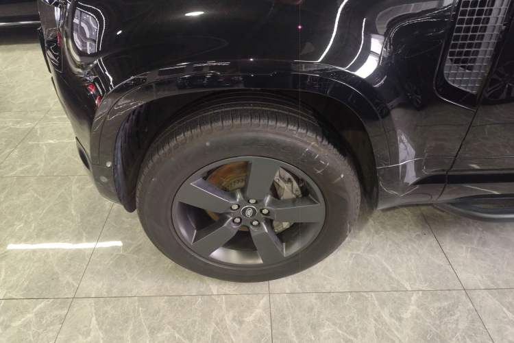 Used Land Rover Defender 2024 110 3.0T P400 X-DYNAMIC HSE
