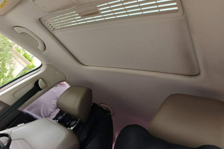 Used Volkswagen Magotan 2015 Facelift 1.8TSI Luxury Model Headliner