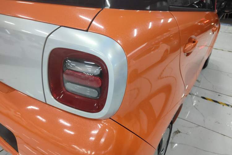 Used ORA Black Cat 2022 301km "Cute Pet" Version – Lithium Iron Phosphate
