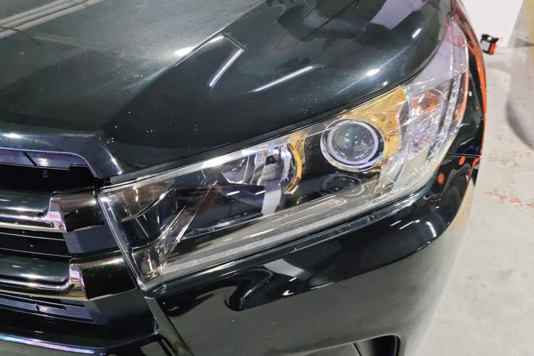 Used Toyota Highlander 2018 2.0T Four-Wheel Drive Knight Edition 7 Seats China VI Standard