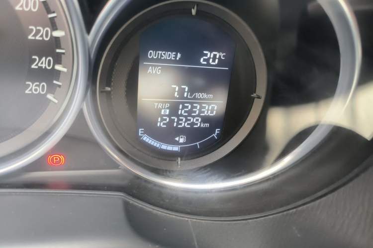 Used Mazda CX-5 2015 2.0L Automatic Two-Wheel Drive Urban Version