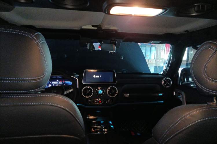 Used BAIC Off-Road BJ40 2024 2.0T Urban Hunter Honor Edition
