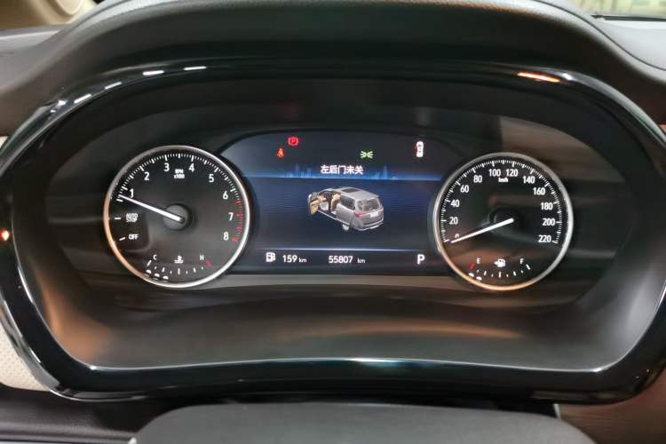 Used Buick GL8 2023 Land Executive Class 652T Luxury Model