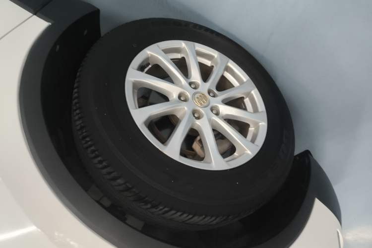 Used Buick Envision 2017 20T Two-Wheel Drive Elite Version Exterior 4