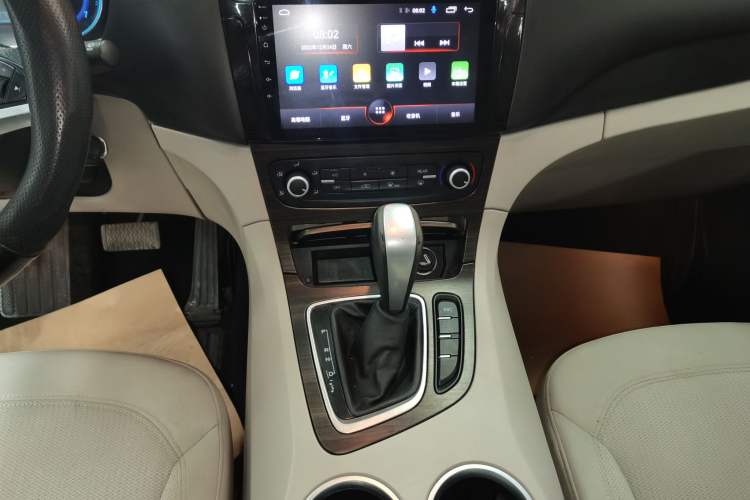 Used Huasong 7 2017 2.0T Automatic Standard Edition