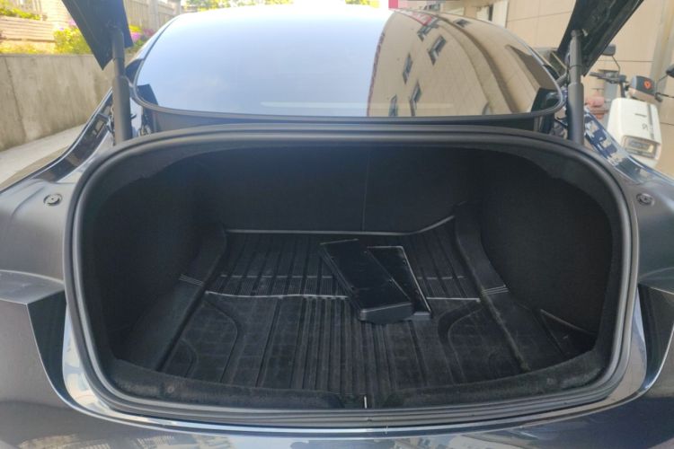 Used Tesla Model 3 2023 Rear-Wheel-Drive Version