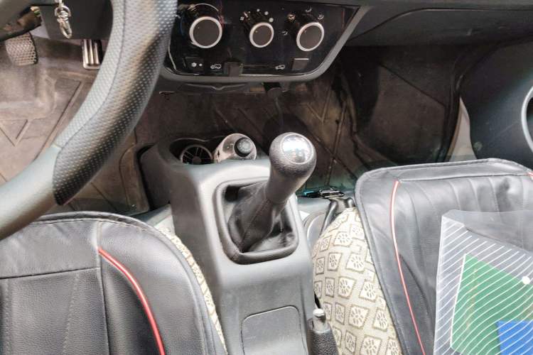 Used Jinbei Hiace X30 2013 1.3L Comfort Model Gear Lever