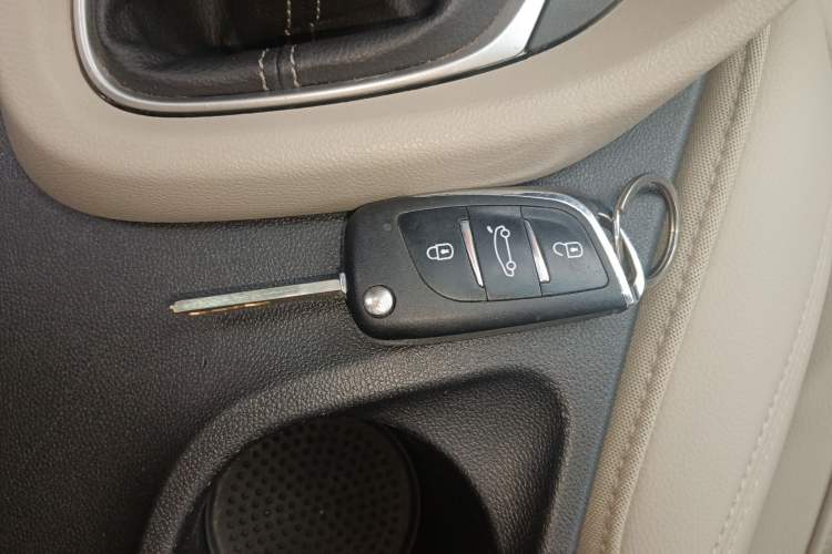 Used Buick Excelle GX 2018 15T Manual Elite Model
