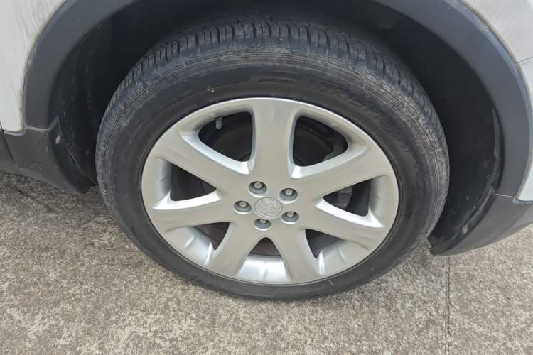 Used Buick Encore 2015 1.4T Automatic Two-Wheel Drive Urban Elite Version Right Front Wheel Hub