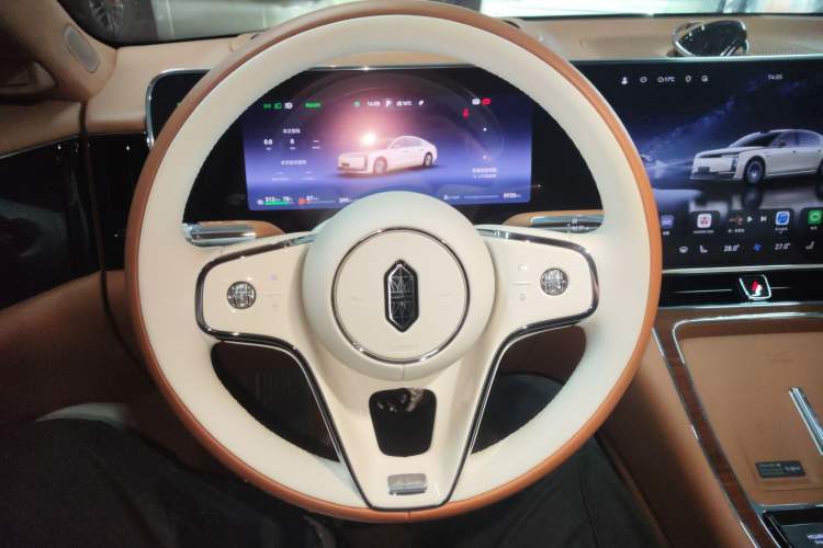 Used Hima S800 2025 Model, Range-Extended Starlight Executive Edition, 4 Seats