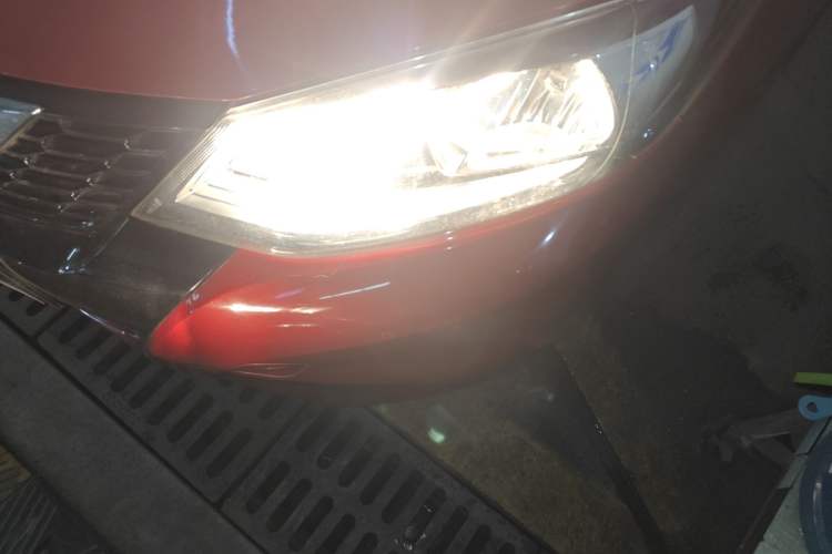 Used Nissan Tiida 2016 1.6L CVT Smart Drive Edition Left Front Headlight