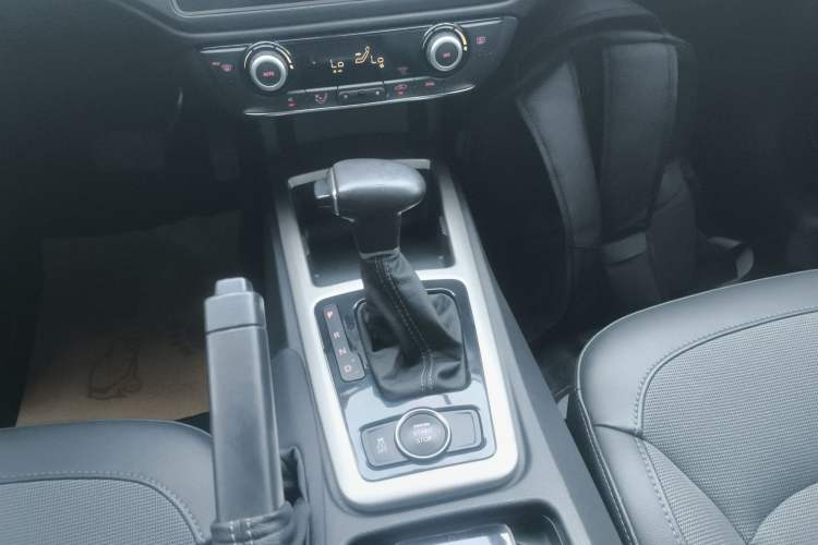 Used Qoros 3 2016 Urban SUV 1.6T Automatic Zhiyue Model