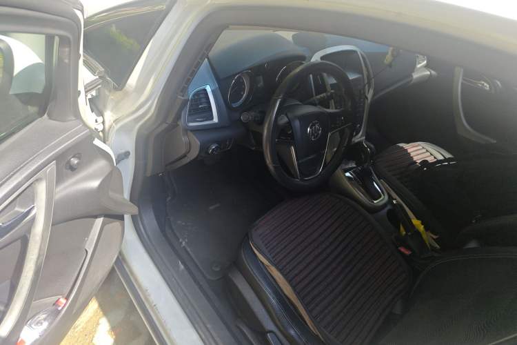 Used Buick GT 2010 XT 1.8L Automatic Fashion Edition
