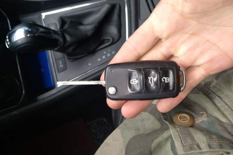 Used Volkswagen Lavida 2015 230TSI DSG Comfort Edition
