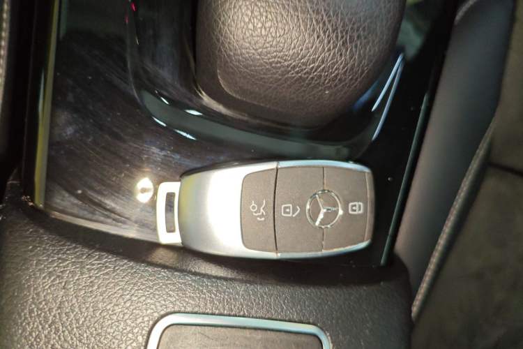 Used Mercedes-Benz A-Class 2020 Restyled A 200 L Sport Sedan Fashion Version Vehicle Key