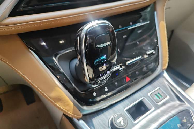 Used Buick GL8 2021 ES Landtrek 653T Comfort Edition
