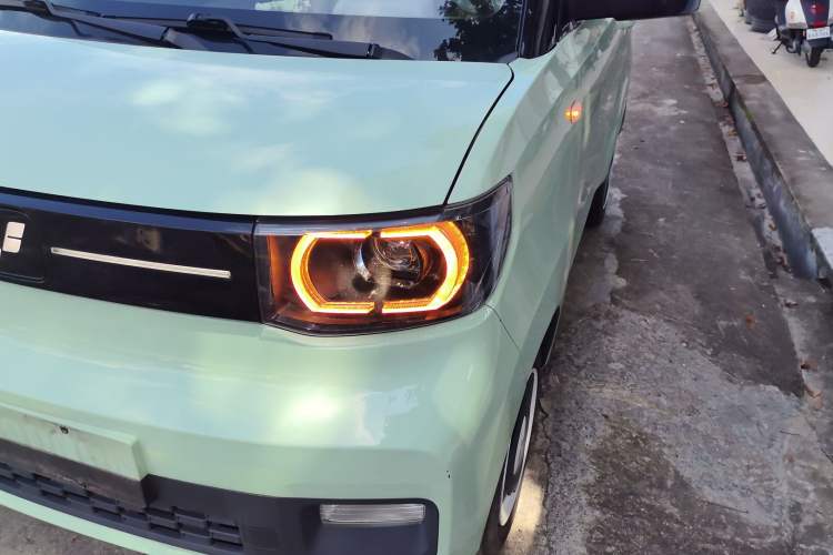 Used Wuling Hongguang MINIEV 2022 Macaron Premium Model – Lithium Iron Phosphate