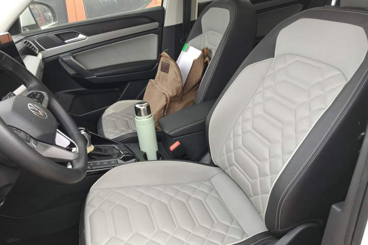 Used Volkswagen Tayron 2023 300TSI Two-Wheel-Drive Luxury Plus Advanced Edition