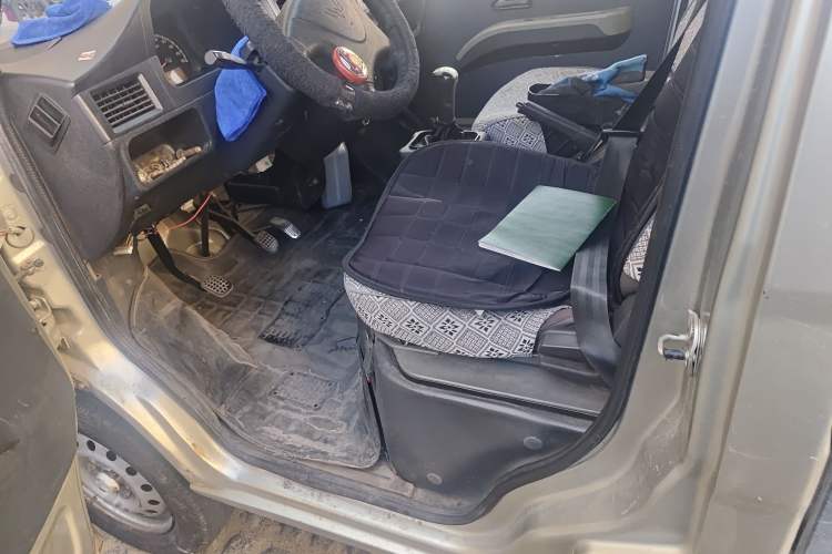 Used Wuling Zhiguang 2013 1.0L Practical Version