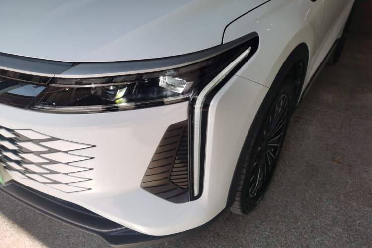 Used EXEED Stellar C-DM 2024 1.5T Long-Range Pro
