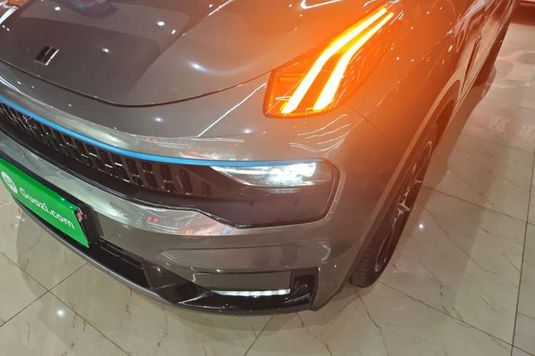 Used Lynk & Co 05 2020 2.0TD Two-Wheel Drive Shine Halo